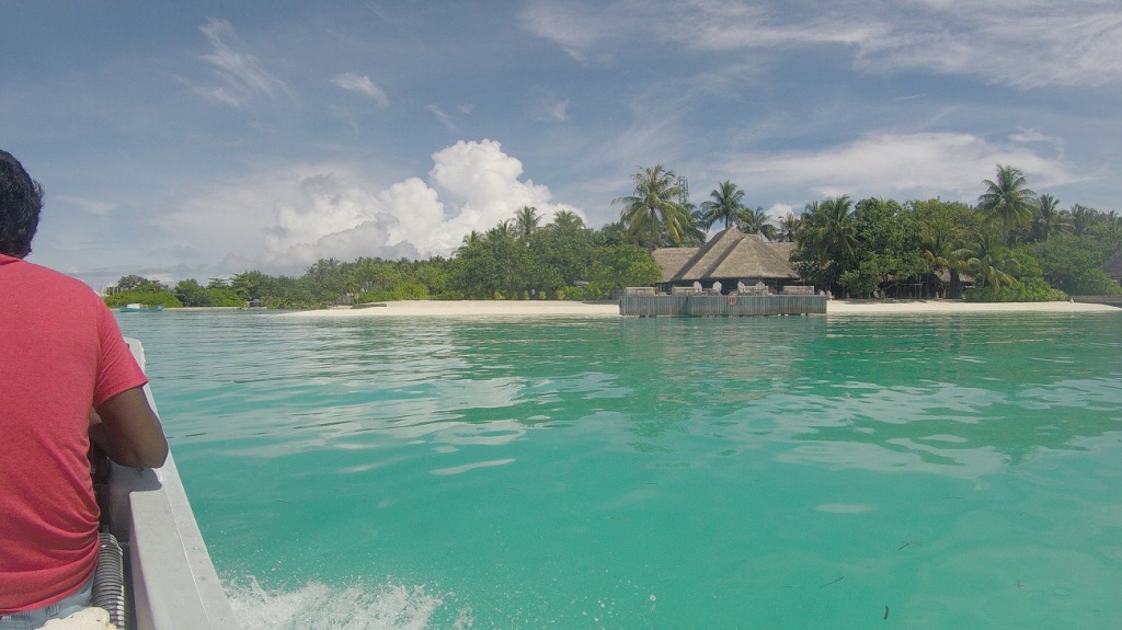 Approaching Kuda Huraa resort