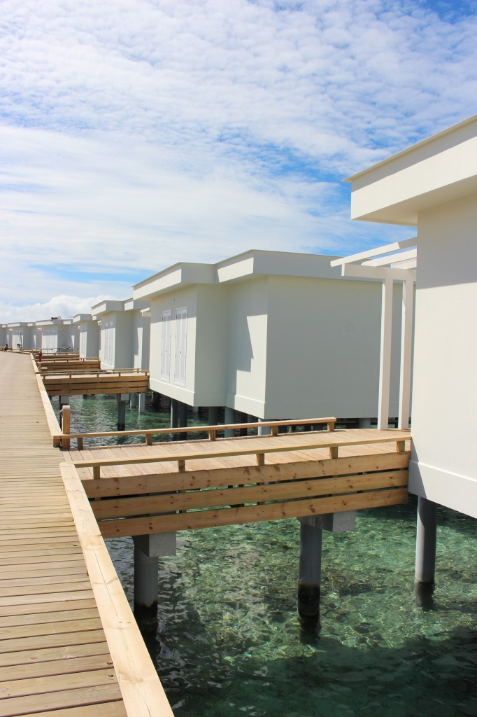 white ocean reef houses