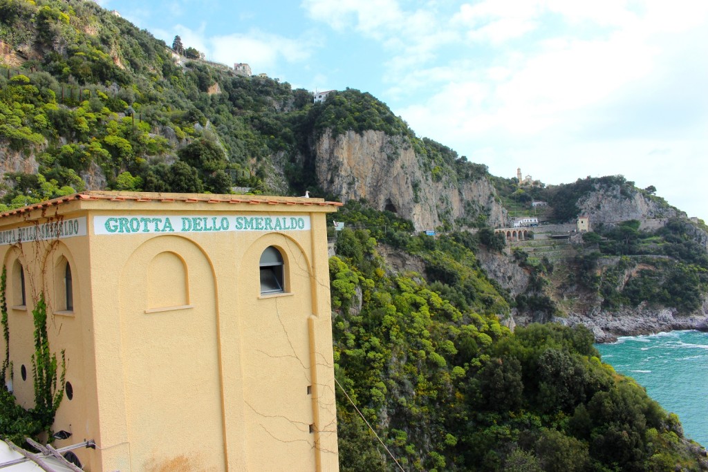 amalfi coast drive  grotta dello smeraldo 1