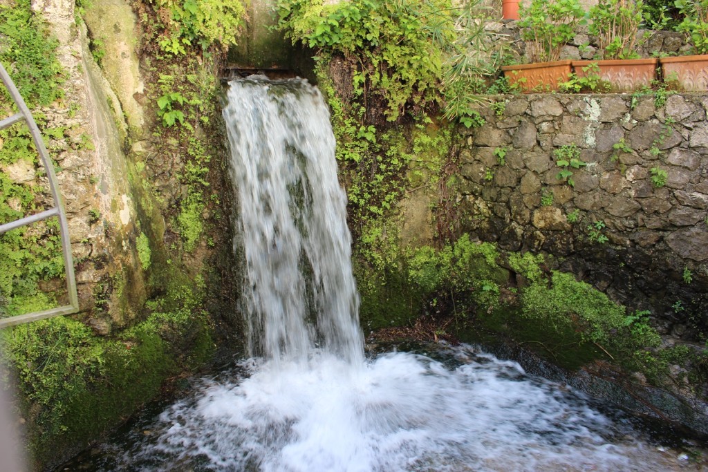 amalfi waterfall